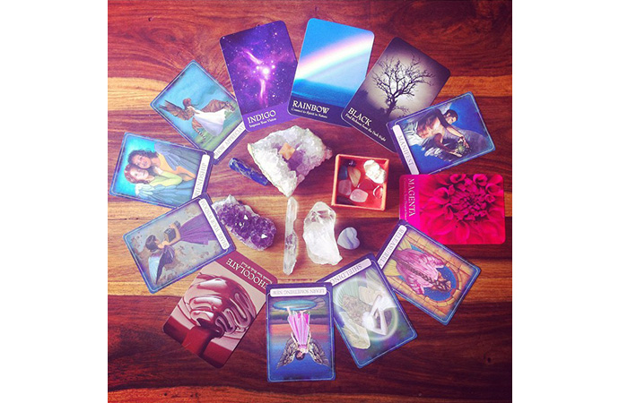 How To Do a 12 Month Oracle Card Reading